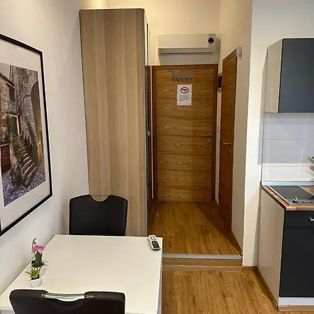 In The Heart Of Pola