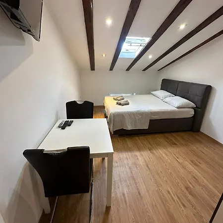 In The Heart Of Appartement *